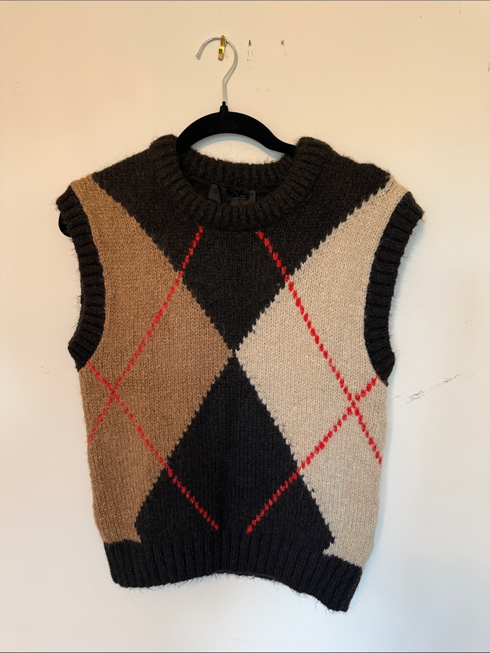 Zara women’s small Argyle Knit Sweater Vest in Black, Brown & Cream